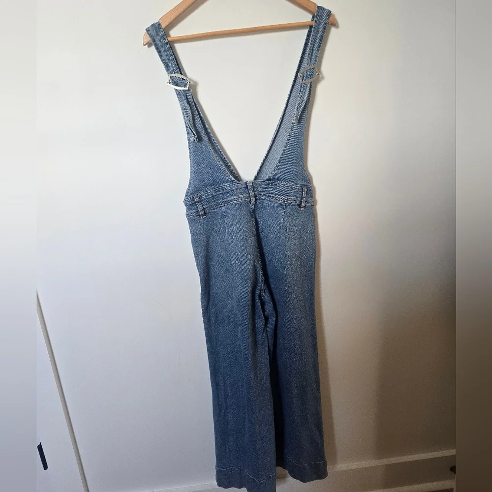 Free People A-Line Denim Overalls, Size 6 - Picture 8 of 9